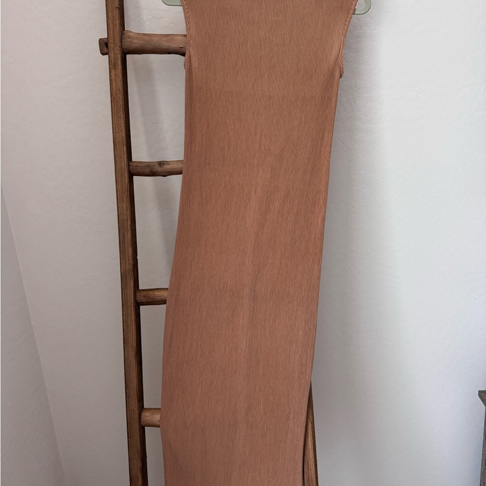 Na-kd Tan Maxi Dress